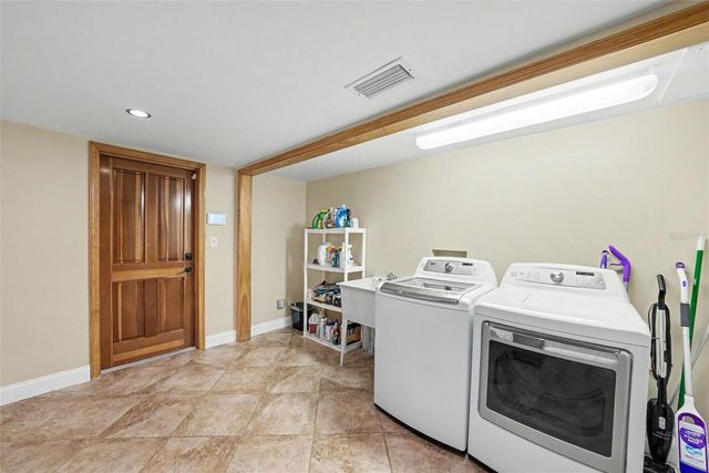 5900 LEELAND ST S, St Petersburg, FL 33715
