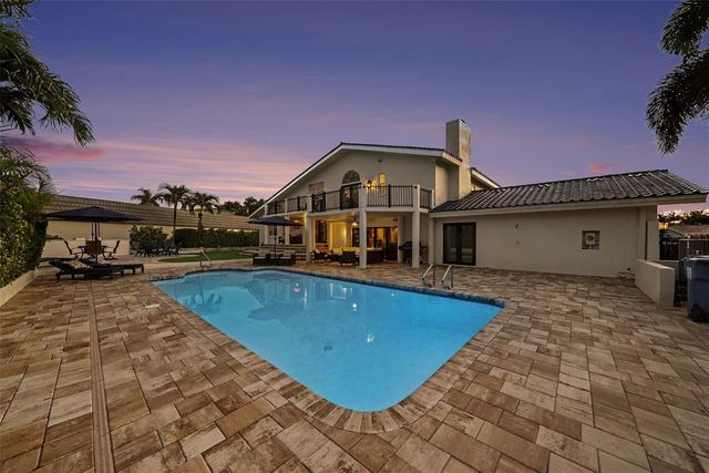 5900 LEELAND ST S, St Petersburg, FL 33715