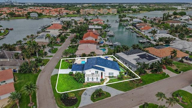 5900 LEELAND ST S, St Petersburg, FL 33715