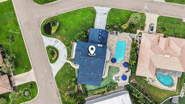 5900 LEELAND ST S, St Petersburg, FL 33715