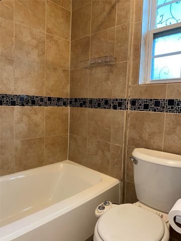 2406 Parkside Drive, Grand Prairie, TX 75052