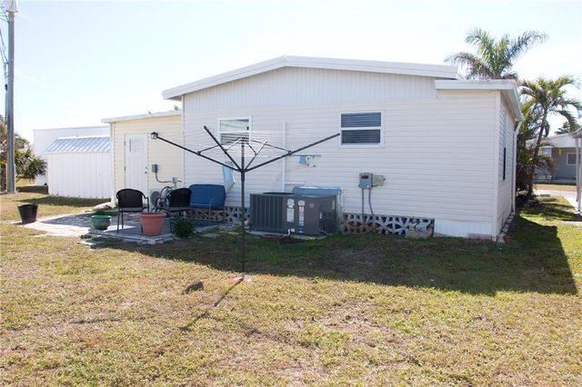 808 S GREEN CIRCLE, Venice, FL 34285