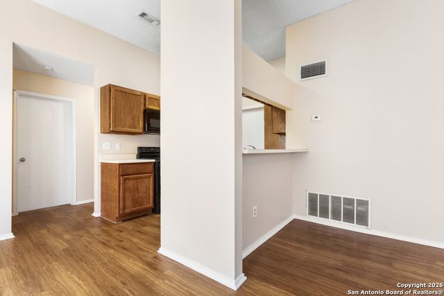 11414 Red Feather Ln., San Antonio, TX 78245