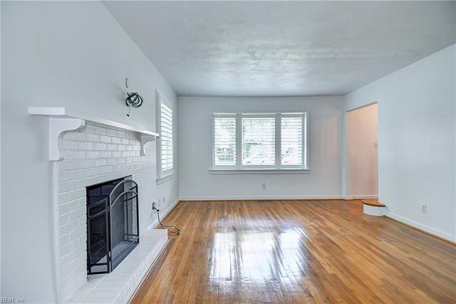 609 Pelham PL, Virginia Beach, VA 23452