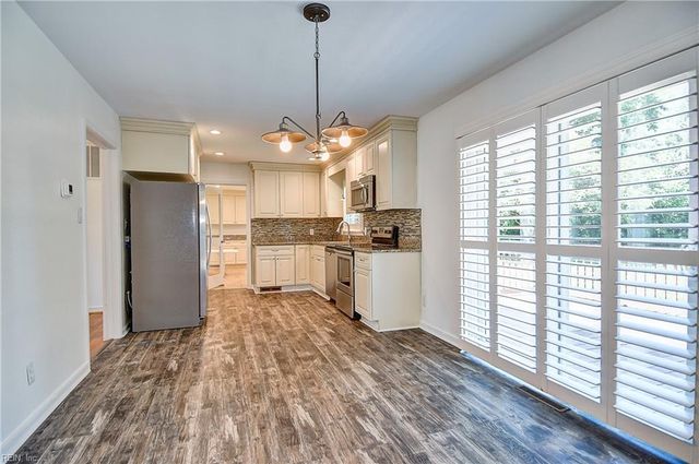 609 Pelham PL, Virginia Beach, VA 23452