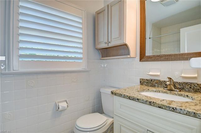 609 Pelham PL, Virginia Beach, VA 23452