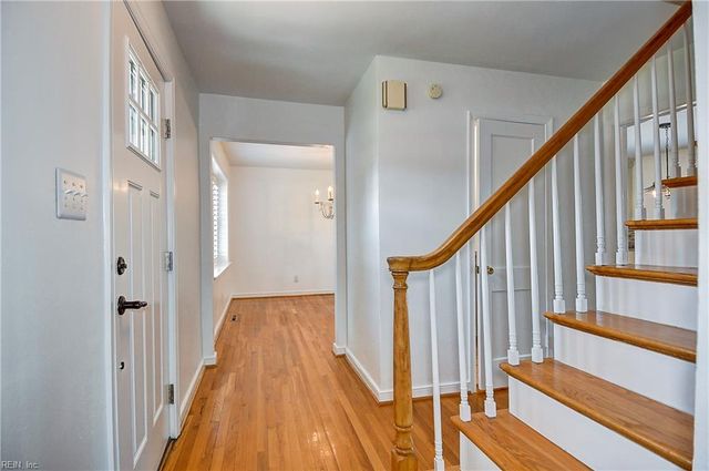 609 Pelham PL, Virginia Beach, VA 23452