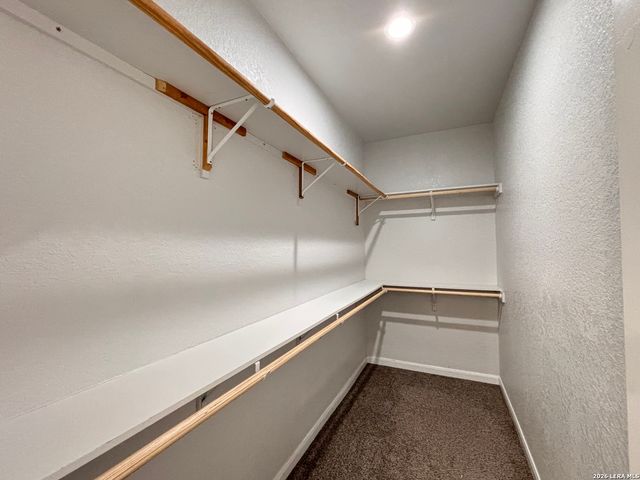 29 Oak Plaza, San Antonio, TX 78216