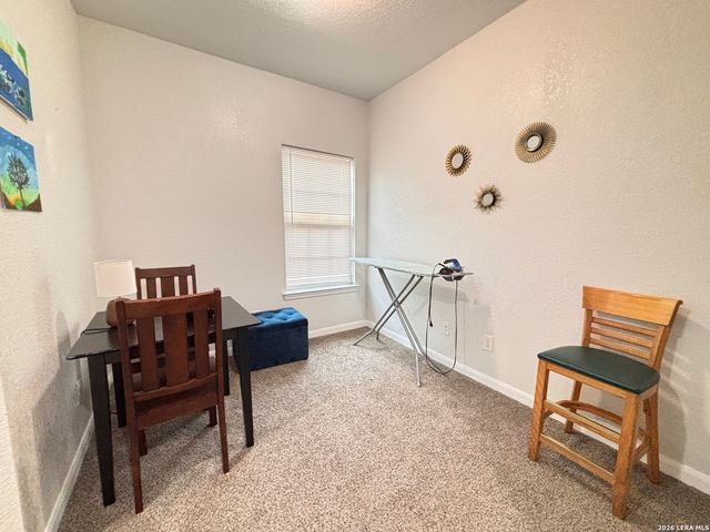 29 Oak Plaza, San Antonio, TX 78216