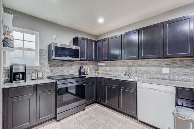 1735 Mcbroom Street, Dallas, TX 75212