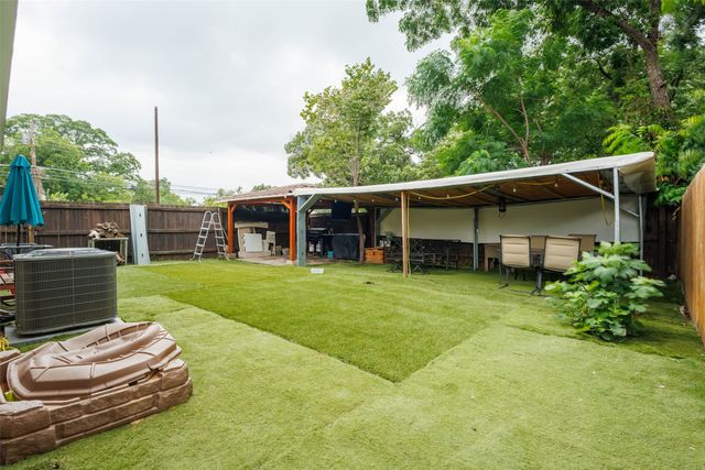1735 Mcbroom Street, Dallas, TX 75212