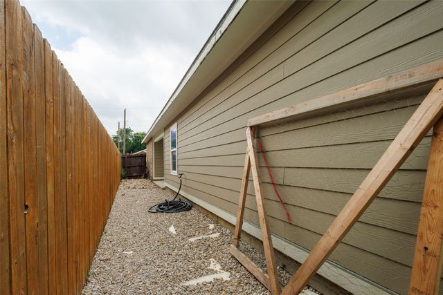 1735 Mcbroom Street, Dallas, TX 75212