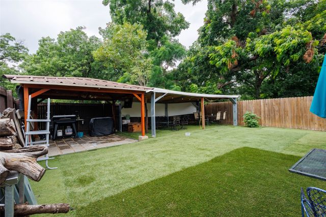 1735 Mcbroom Street, Dallas, TX 75212
