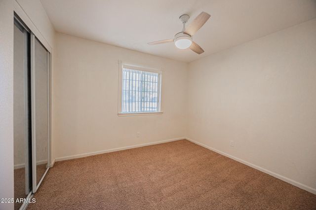 2429 E JUANITA Avenue, Mesa, AZ 85204