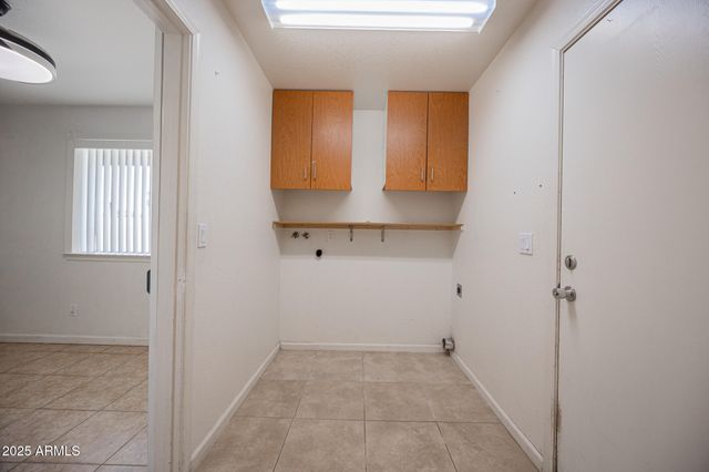 2429 E JUANITA Avenue, Mesa, AZ 85204