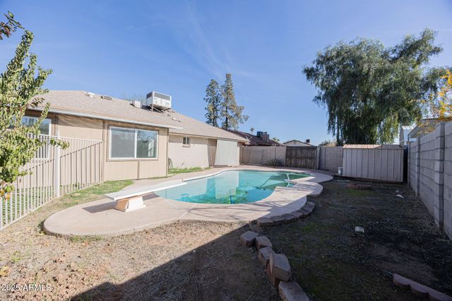 2429 E JUANITA Avenue, Mesa, AZ 85204