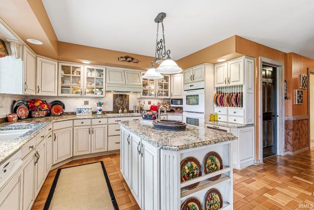 16976 Shandwick Lane, Granger, IN 46530