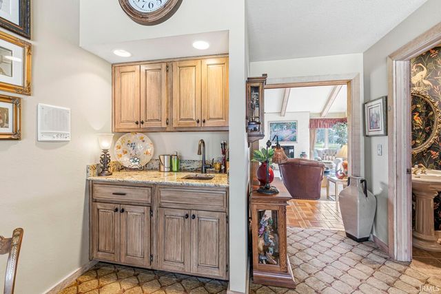 16976 Shandwick Lane, Granger, IN 46530