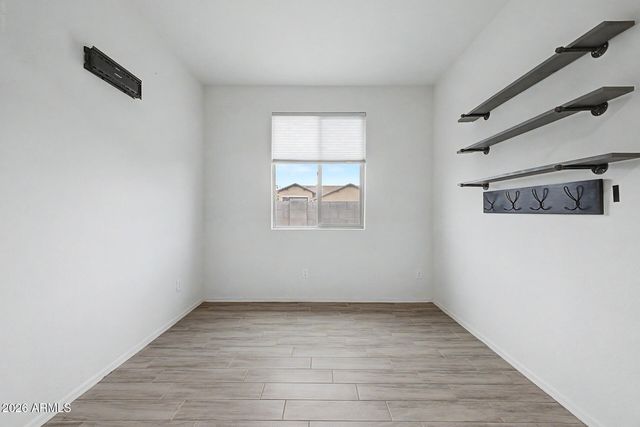 18465 W FOOTHILL Drive, Surprise, AZ 85387
