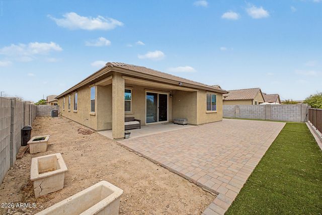 18465 W FOOTHILL Drive, Surprise, AZ 85387