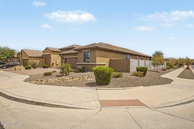 18465 W FOOTHILL Drive, Surprise, AZ 85387