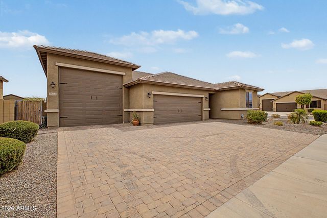 18465 W FOOTHILL Drive, Surprise, AZ 85387