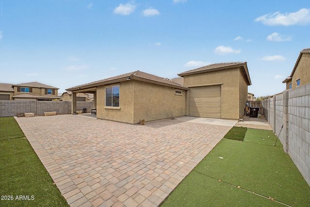 18465 W FOOTHILL Drive, Surprise, AZ 85387