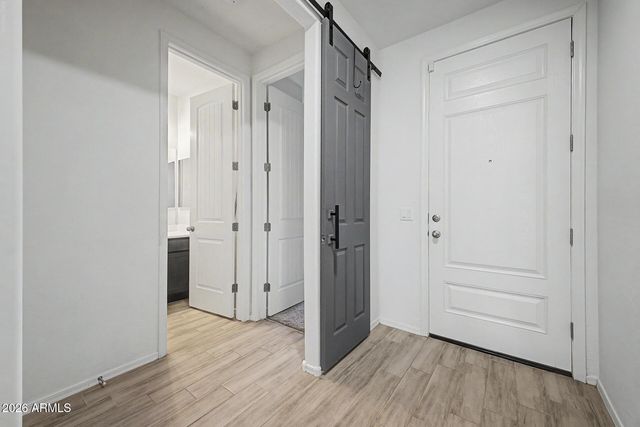 18465 W FOOTHILL Drive, Surprise, AZ 85387