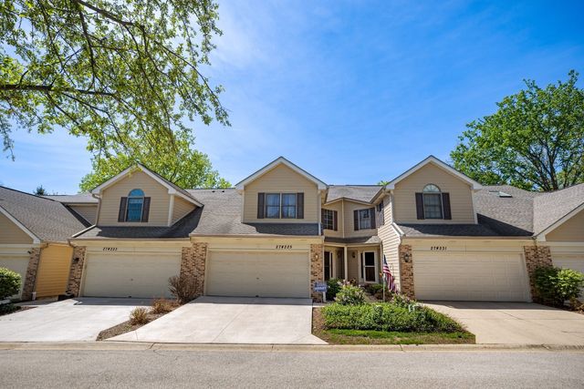 27W225 Ash Court, Winfield, IL 60190