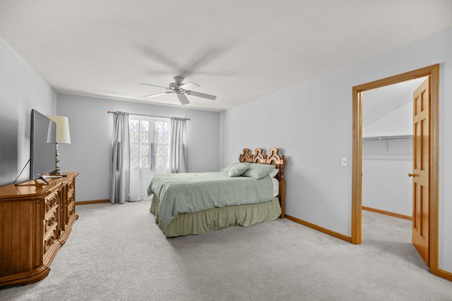 27W225 Ash Court, Winfield, IL 60190