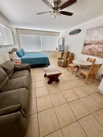 308 Monroe Street, Hollywood, FL 33019