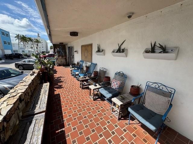 308 Monroe Street, Hollywood, FL 33019