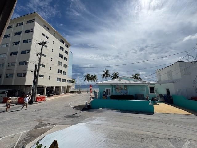 308 Monroe Street, Hollywood, FL 33019