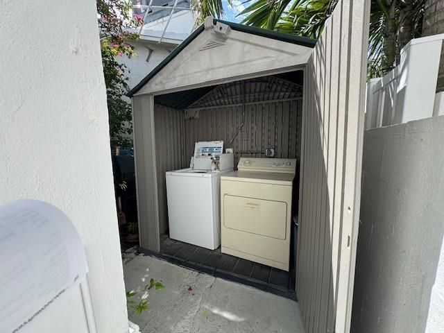 308 Monroe Street, Hollywood, FL 33019