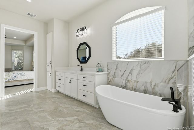 910 Slumber, San Antonio, TX 78260