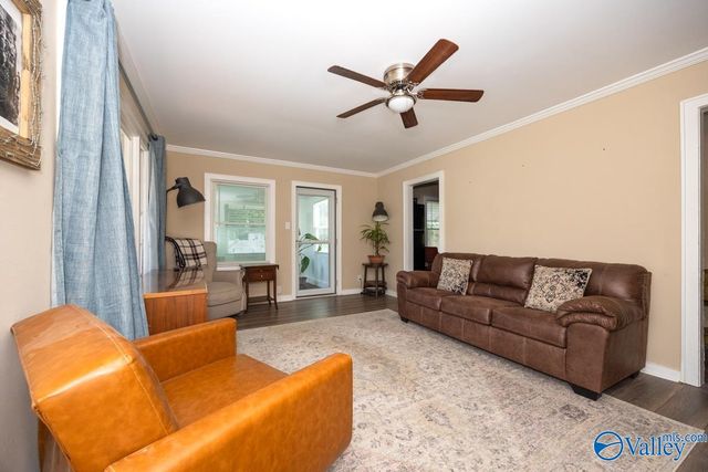 200 Delaware Circle, Huntsville, AL 35811