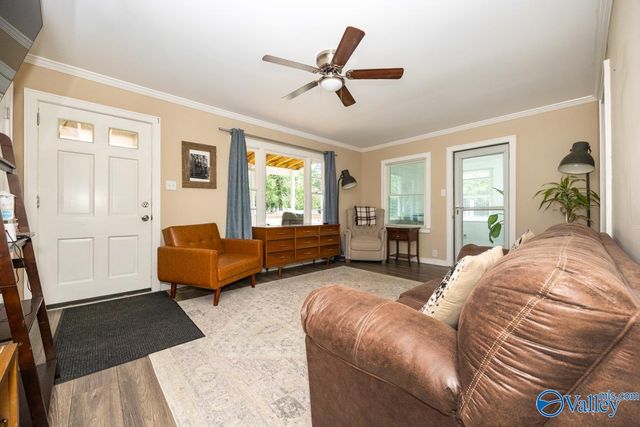 200 Delaware Circle, Huntsville, AL 35811
