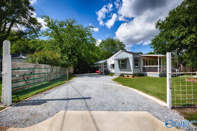 200 Delaware Circle, Huntsville, AL 35811