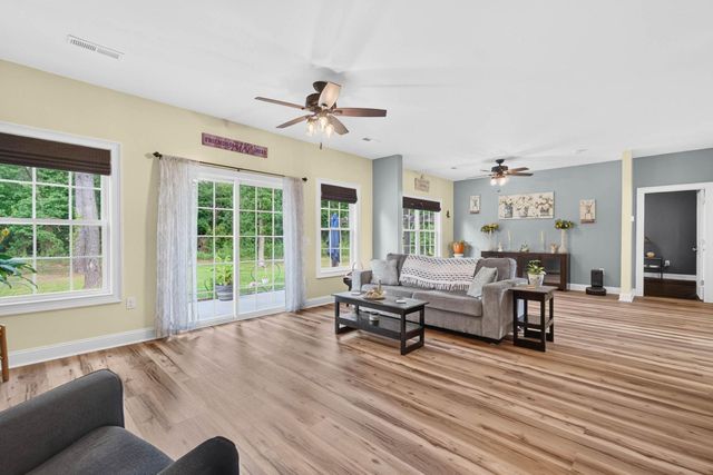 312 Canberra Ct., Aynor, SC 29511