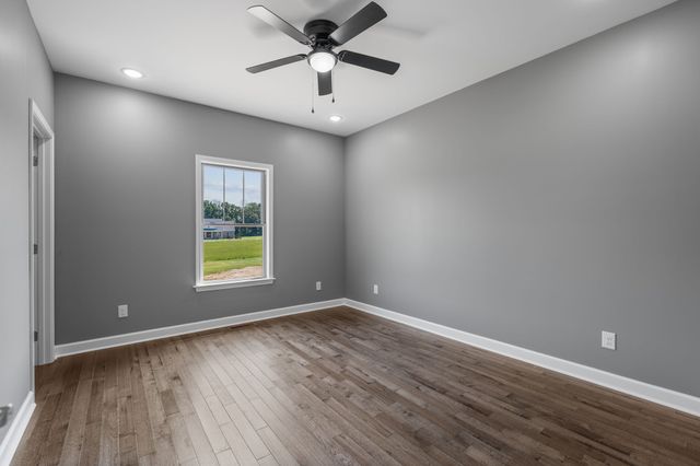 83 Watson Court, Leoma, TN 38468