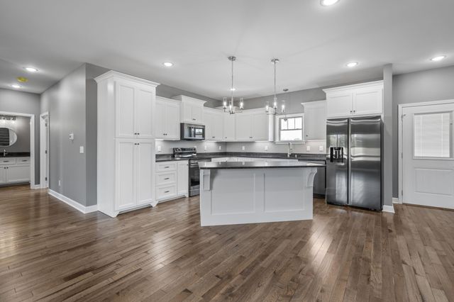 83 Watson Court, Leoma, TN 38468