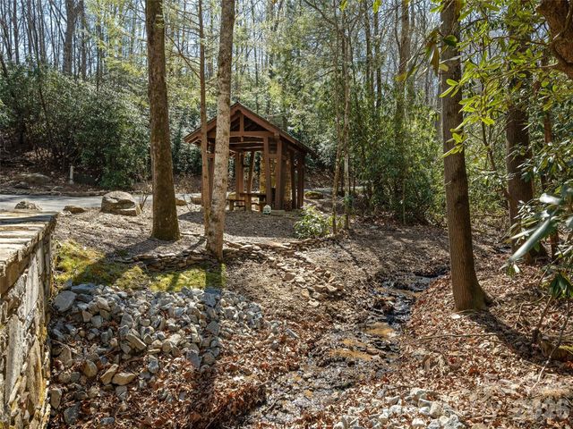 137 Nancy Ashworth Lane 13, Fairview, NC 28730