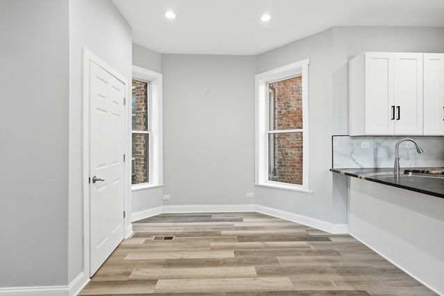 4024 W Arthington Street, Chicago, IL 60624