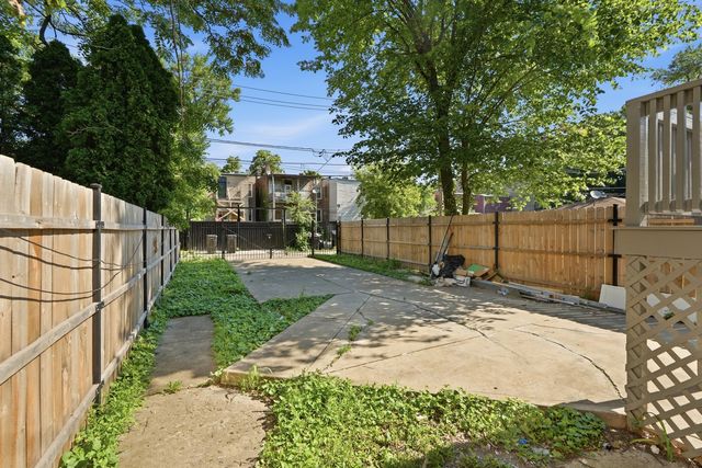 4024 W Arthington Street, Chicago, IL 60624