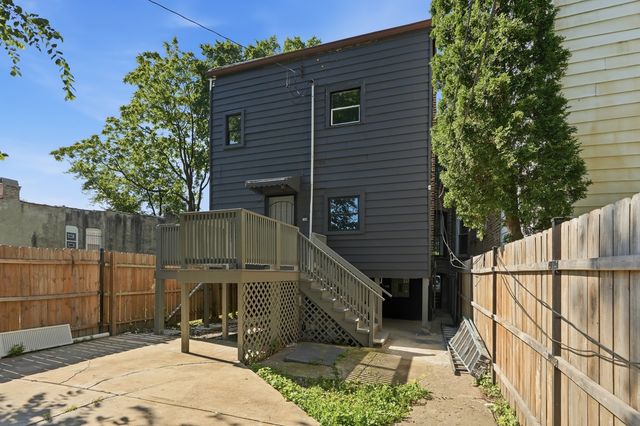 4024 W Arthington Street, Chicago, IL 60624