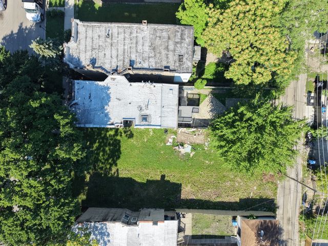 4024 W Arthington Street, Chicago, IL 60624