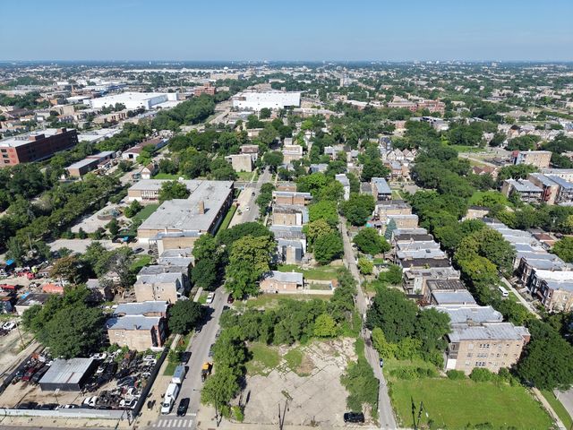 4024 W Arthington Street, Chicago, IL 60624
