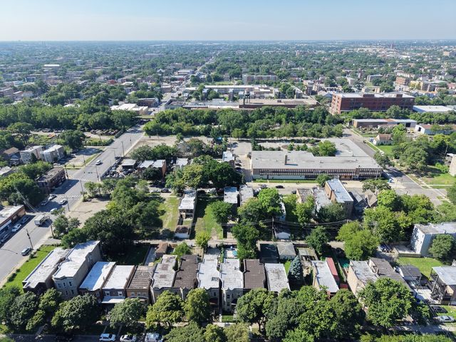 4024 W Arthington Street, Chicago, IL 60624