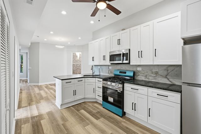 4024 W Arthington Street, Chicago, IL 60624