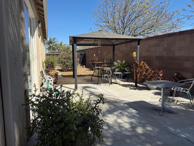 208 Murano St, Los Banos, CA 93635